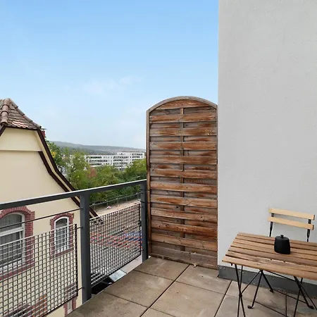 Nette Kompakte Mit Balkon