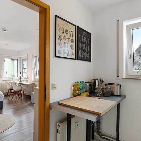 Apartment Nette Kompakte Mit Balkon